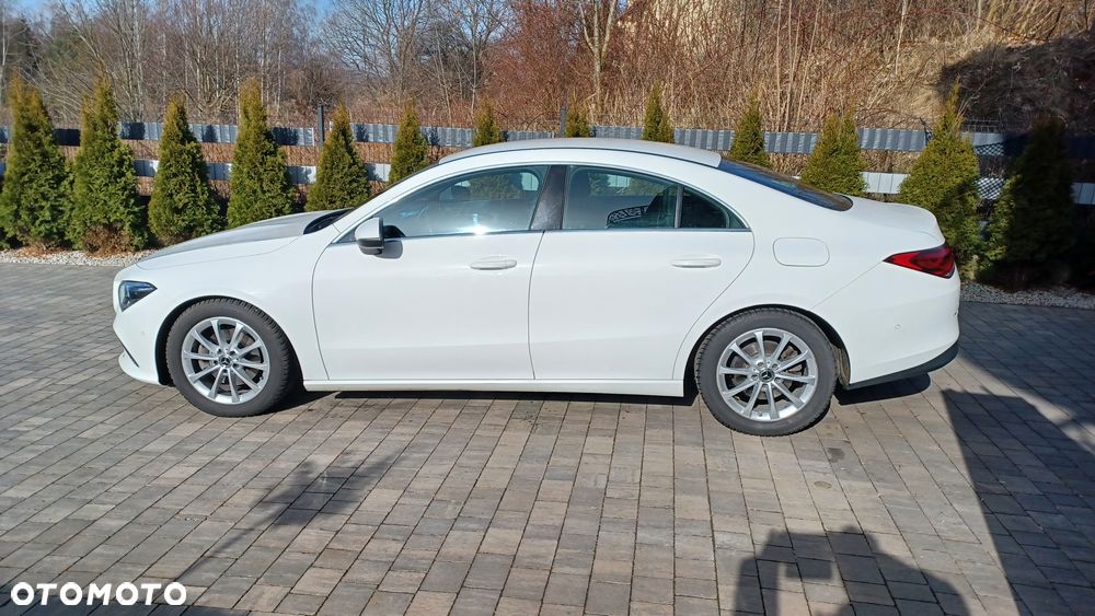 Mercedes-Benz CLA 200 7G-DCT - 5