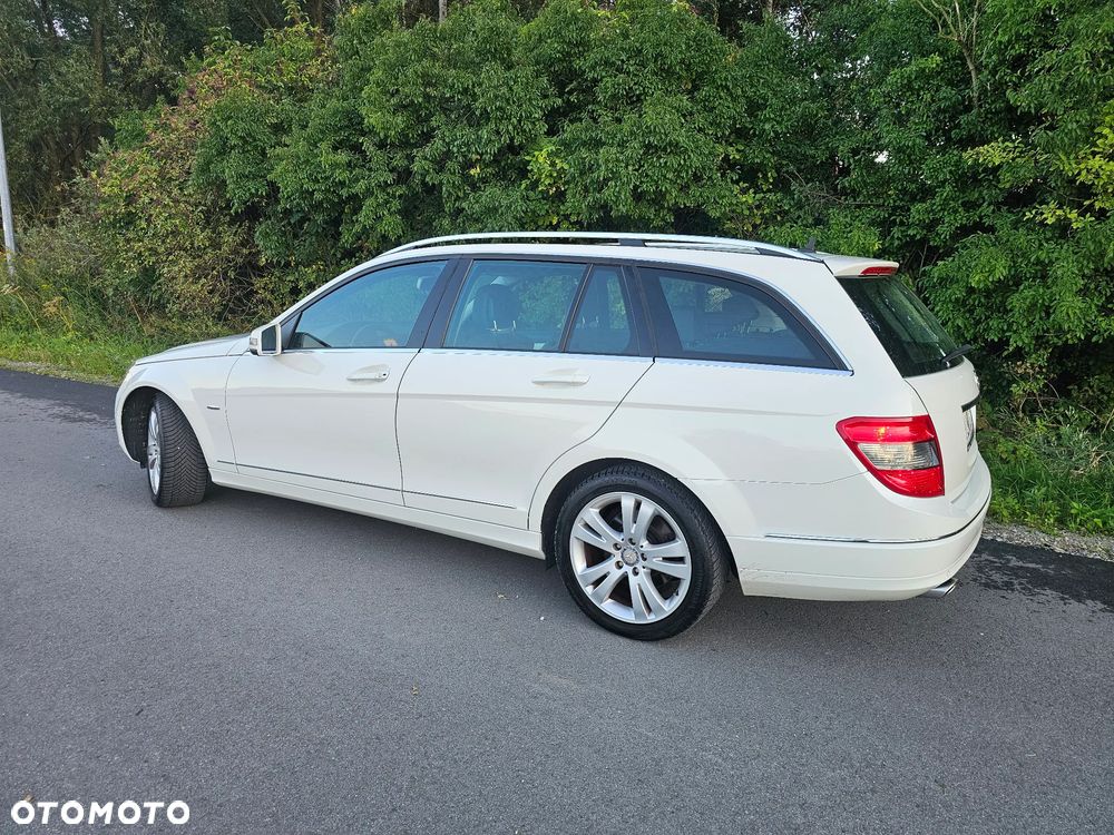 Mercedes-Benz Klasa C 200 7G-TRONIC Avantgarde Edition - 4