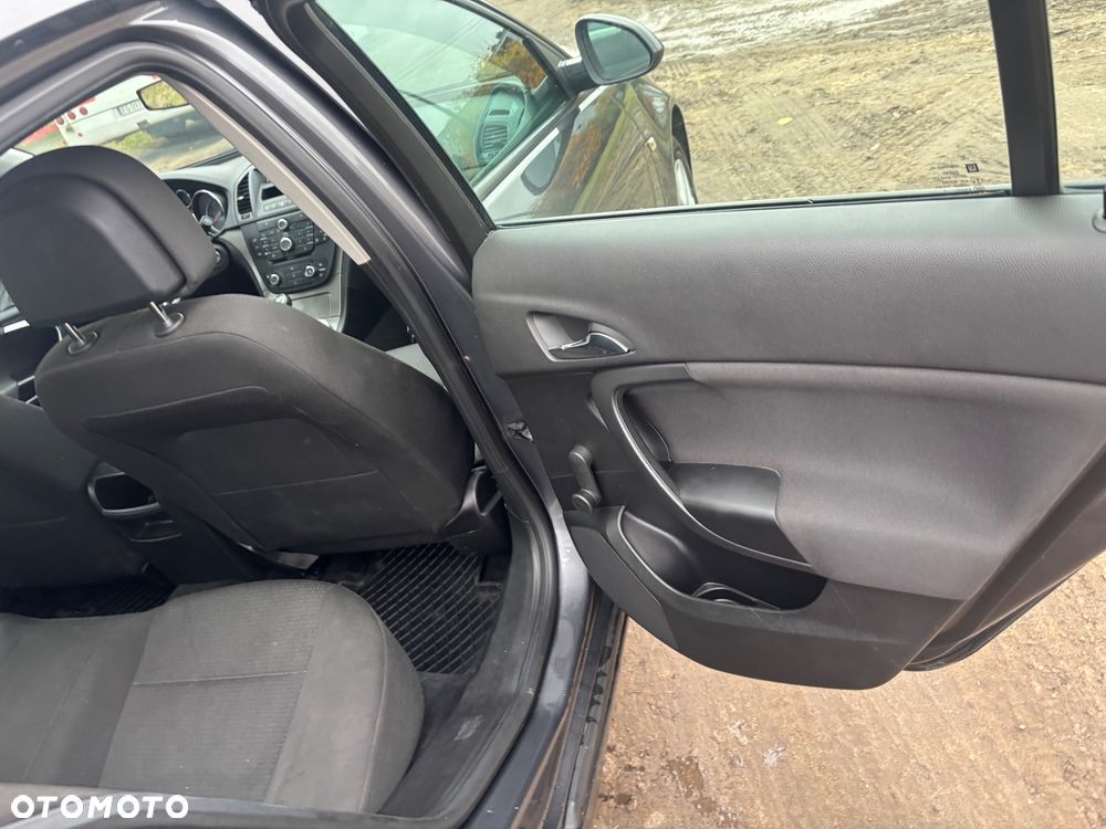 Opel Insignia 1.6 - 17