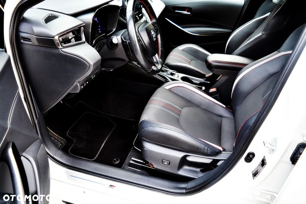 Toyota Corolla 2.0 Hybrid GR Sport - 10