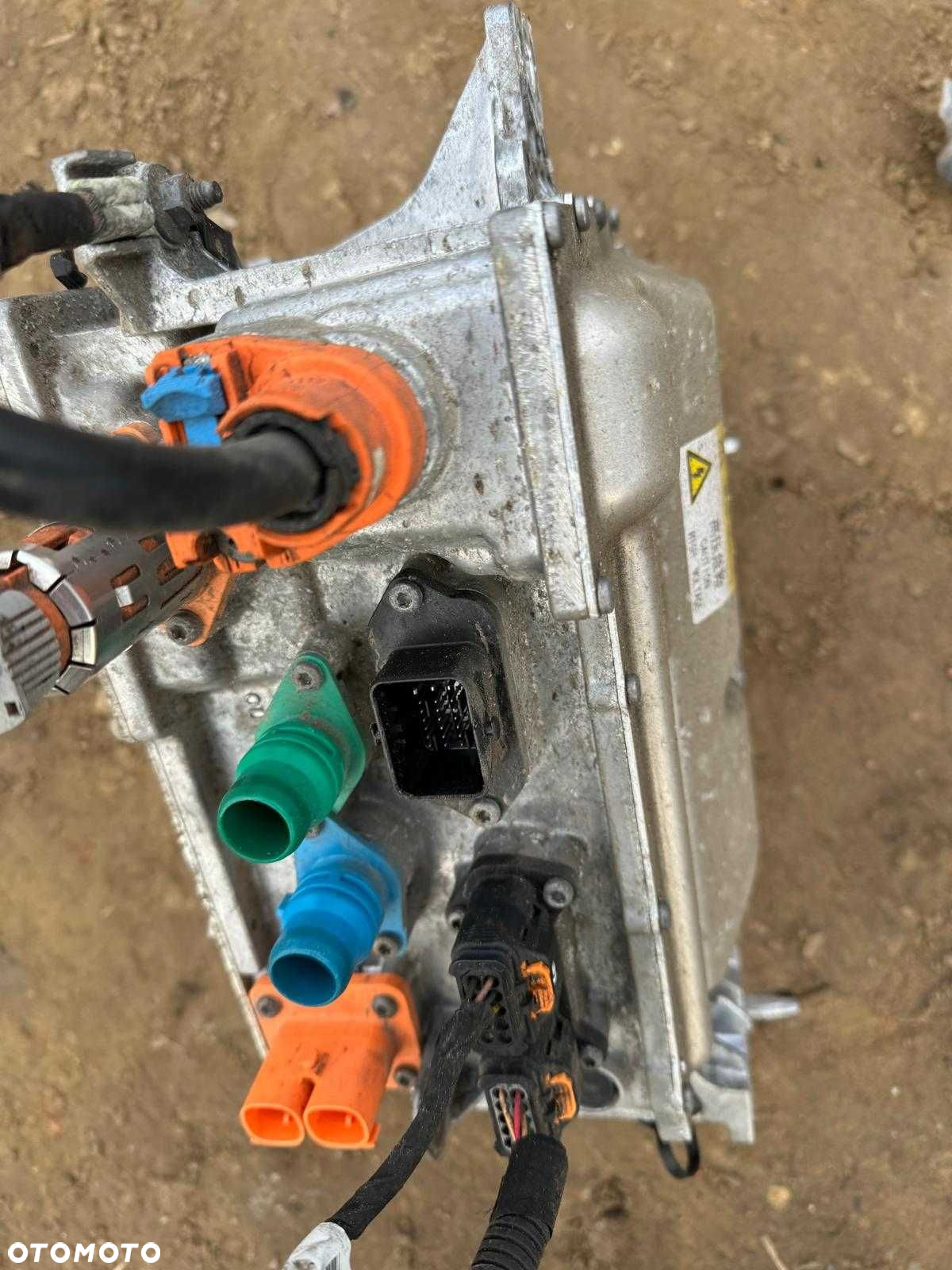 Ładowarka baterii moduł Inwenter Opel Astra L Peugeot DS - 3
