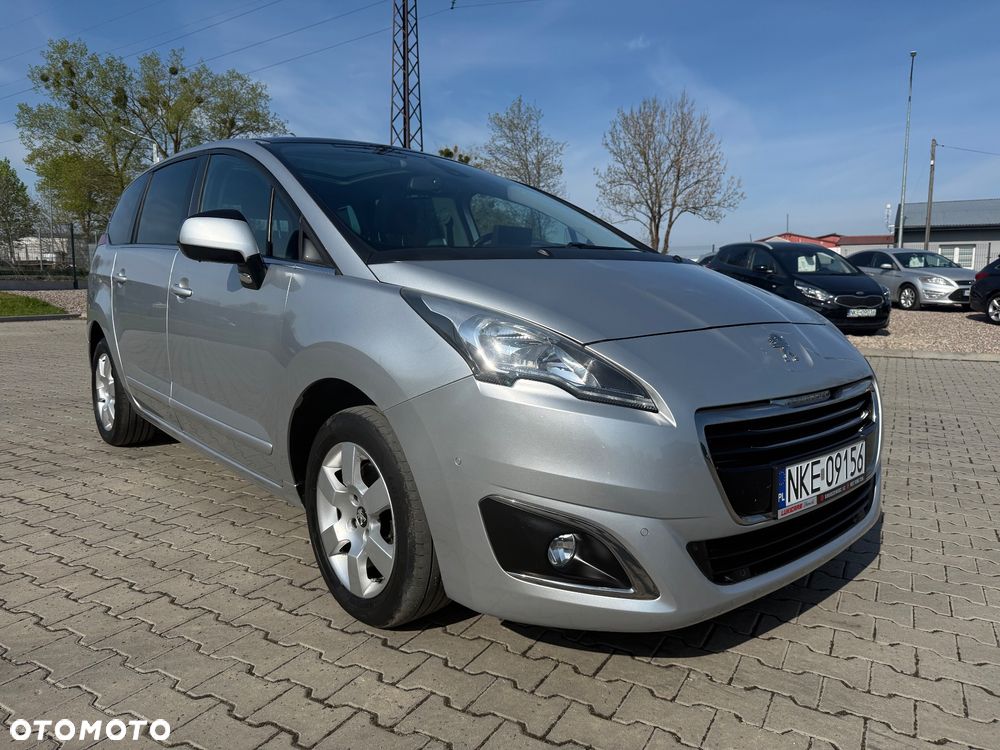 Peugeot 5008 2.0 HDi Allure 7os - 14