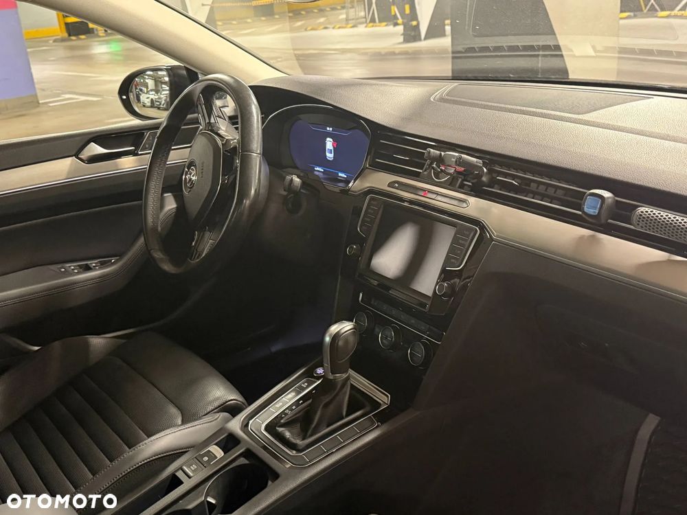 Volkswagen Passat 2.0 TDI BMT Highline DSG - 4