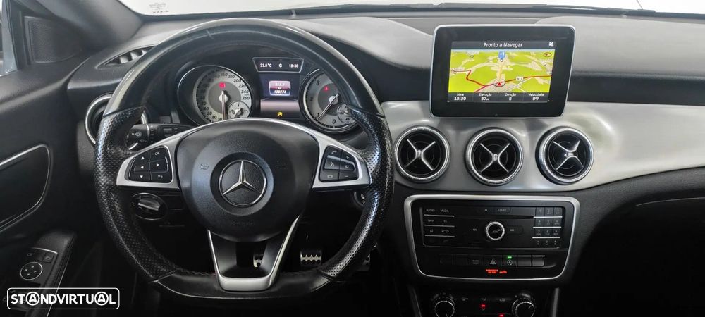 Mercedes-Benz CLA 180 d Shooting Brake AMG Line - 10