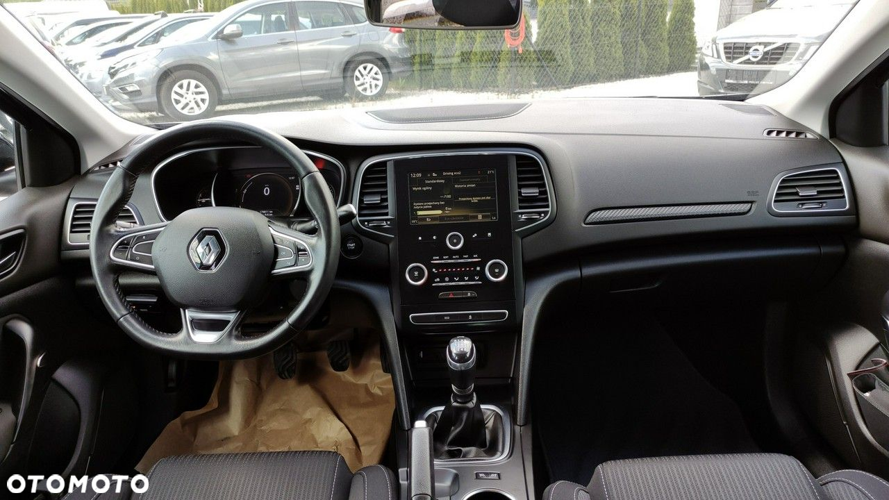 Renault Megane - 24