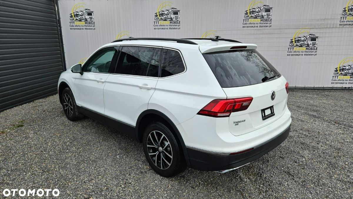 Volkswagen Tiguan - 12