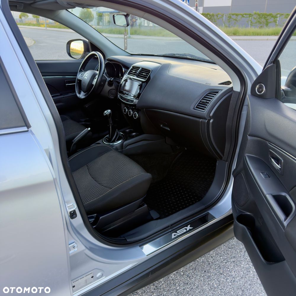 Mitsubishi ASX 1.6 ClearTec 2WD Edition+ - 27