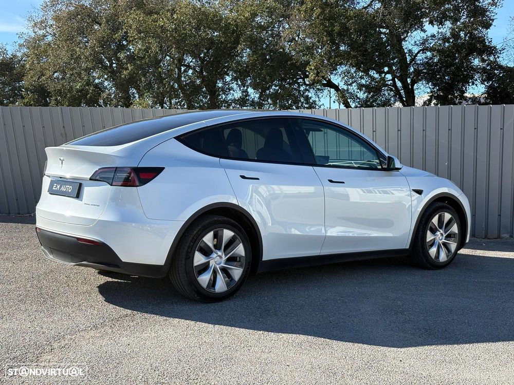 Tesla Model Y Long Range Dual Motor AWD - 7