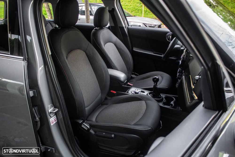 MINI Countryman One D Essential - 28