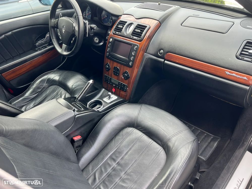 Maserati Quattroporte 4.2 V8 Aut. - 12