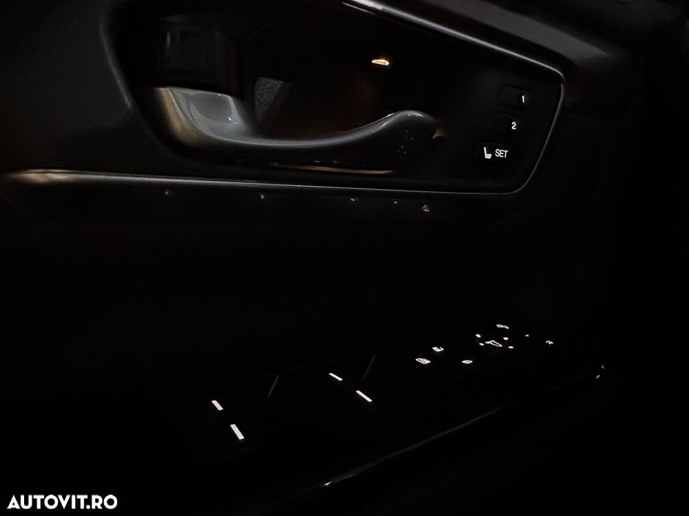 Honda CR-V 2.0 Hybrid i-MMD 4WD E-CVT Executive - 23