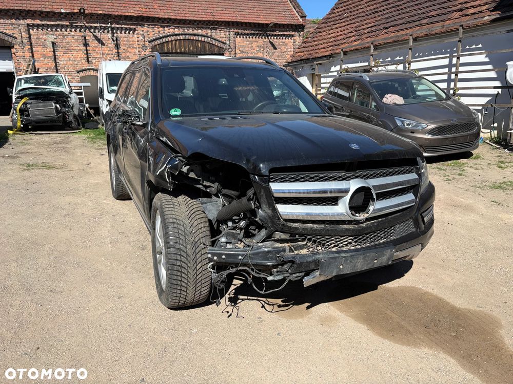 Mercedes-Benz GL - 8