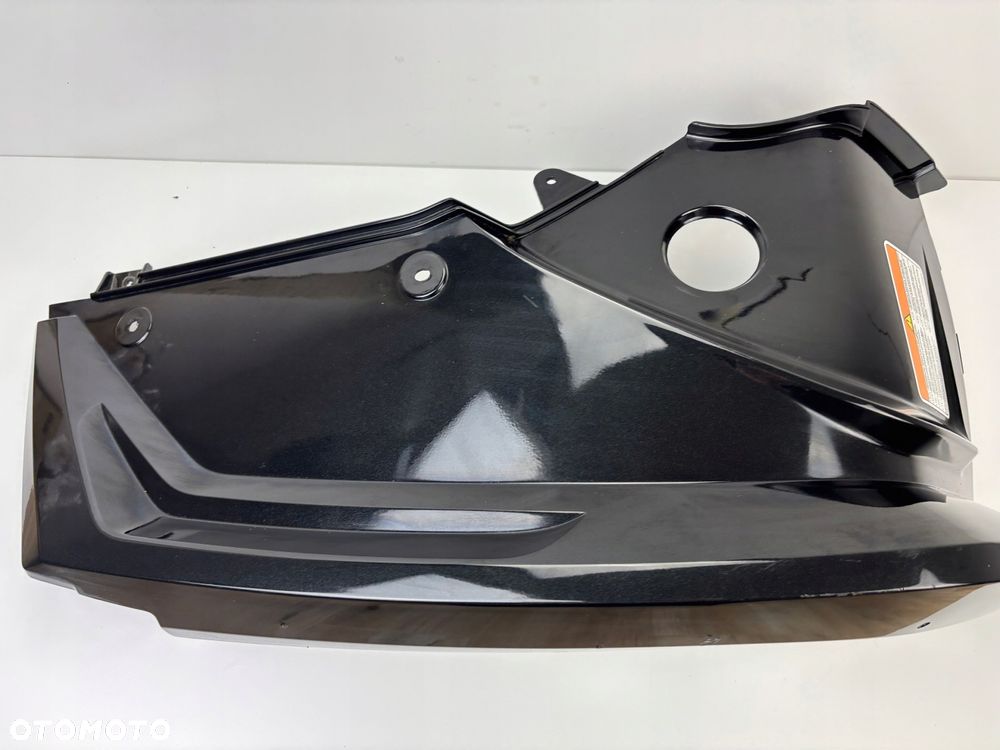 Błotnik tylny prawy Can-Am Outlander 650 850 1000 2021- Oryginał - 3
