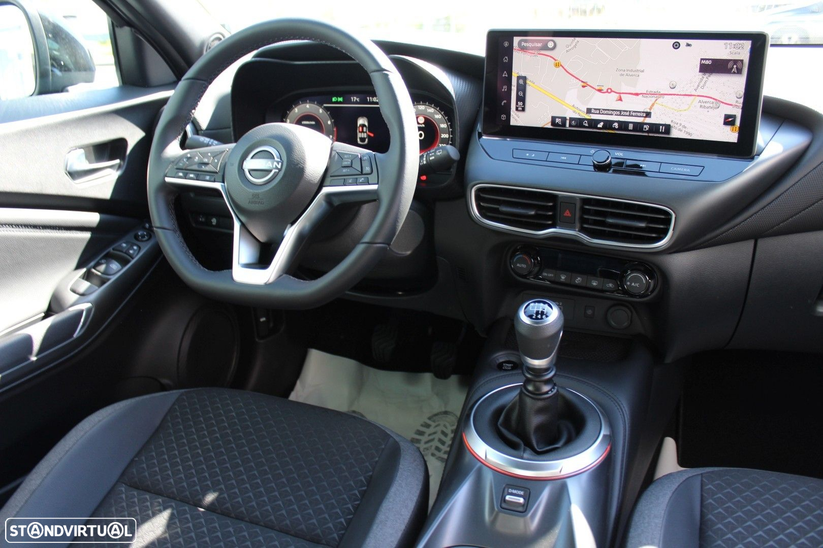 Nissan Juke 1.0 DIG-T N-Connecta NAV. - 16