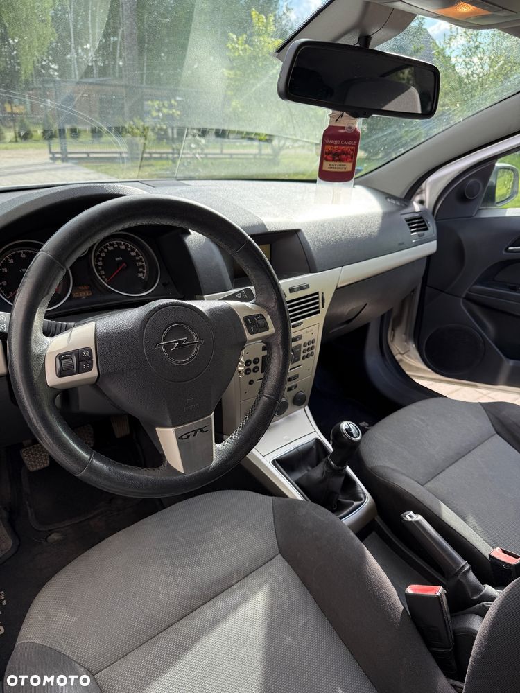 Opel Astra - 19