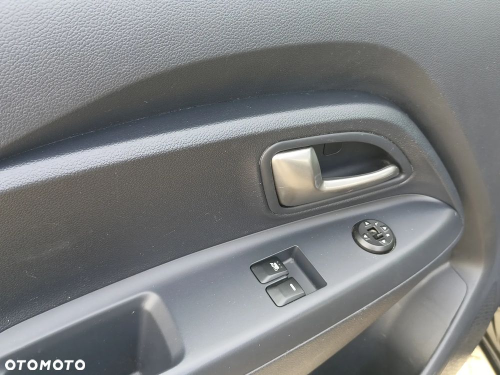 Kia Rio 1.2 Attract - 22
