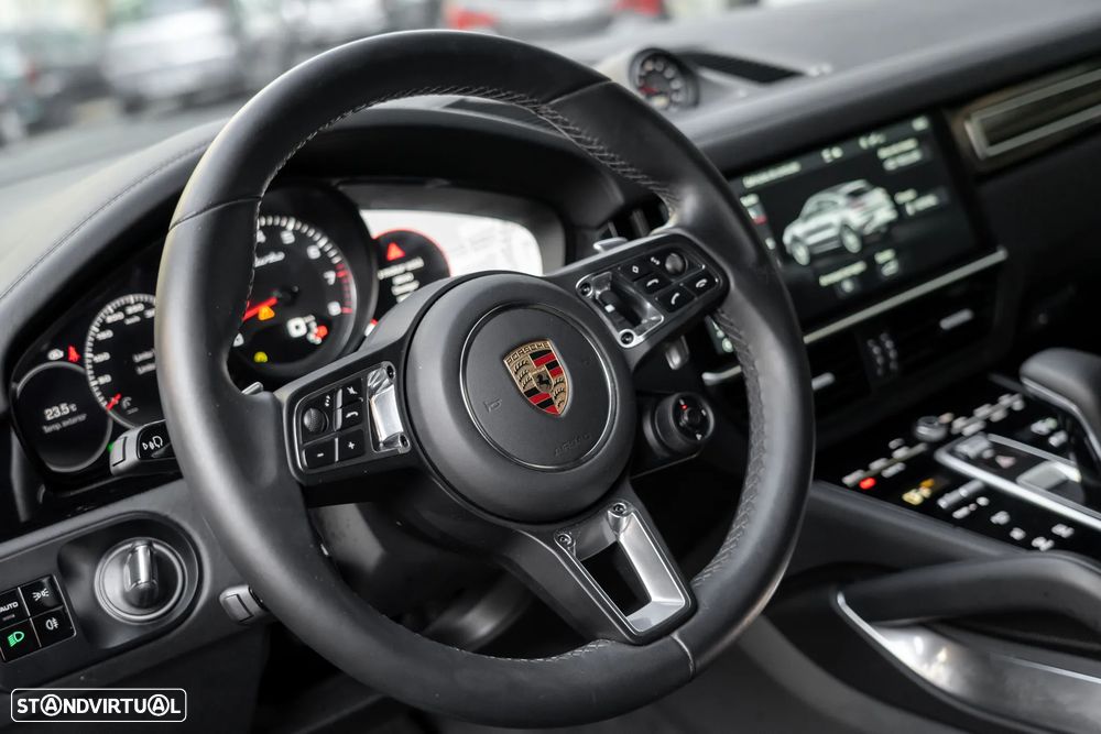 Porsche Cayenne Coupé Turbo - 7