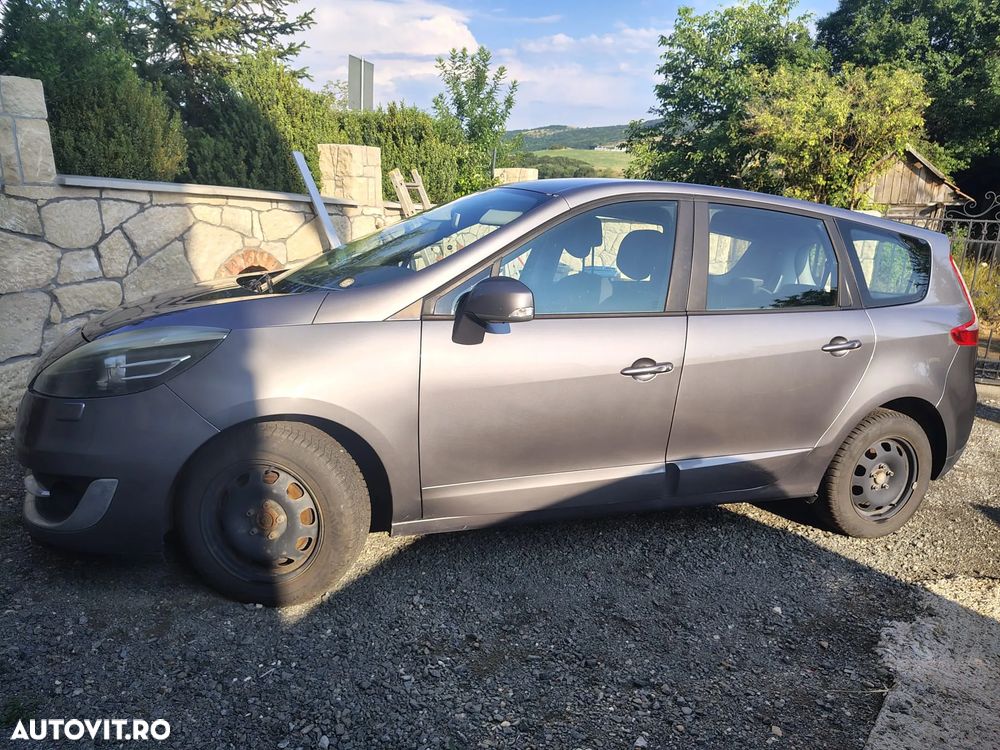 Renault Grand Scenic 1.6 dCi Energy Privilege - 2