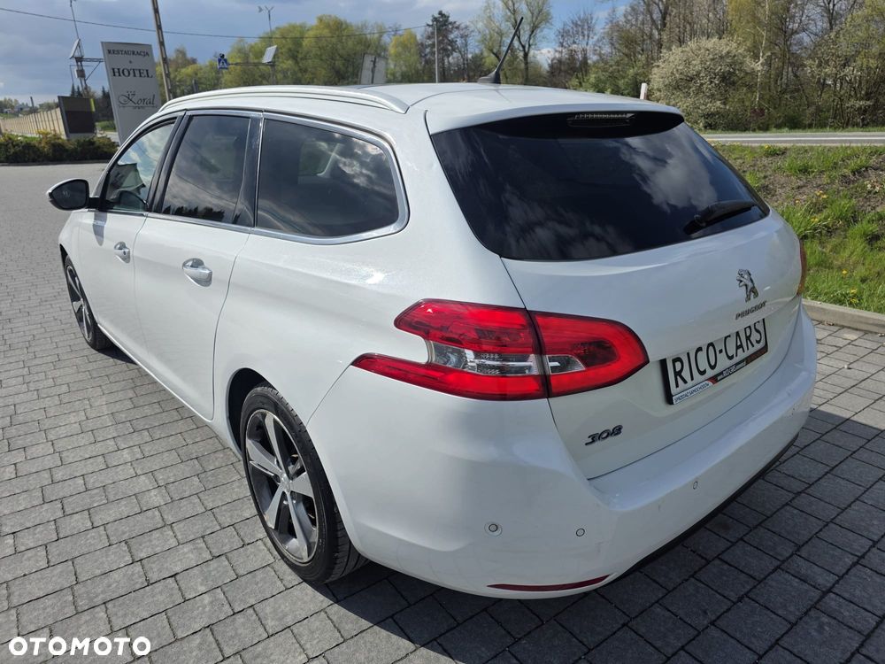 Peugeot 308 - 6