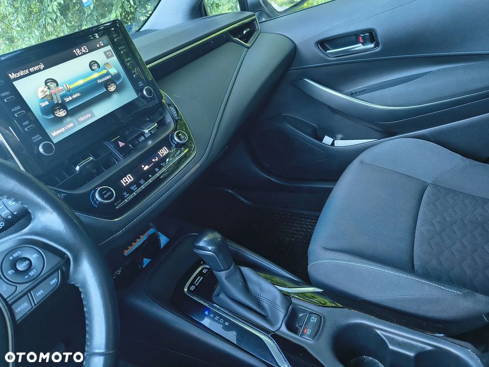 Toyota Corolla 1.8 Hybrid Comfort - 6