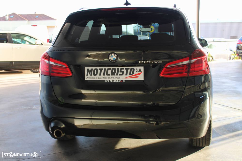 BMW 225xe Active Tourer - 3
