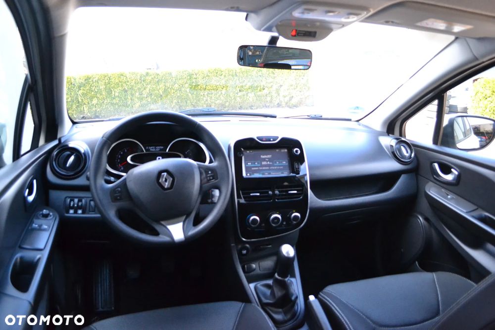 Renault Clio 1.2 16V Alize - 9