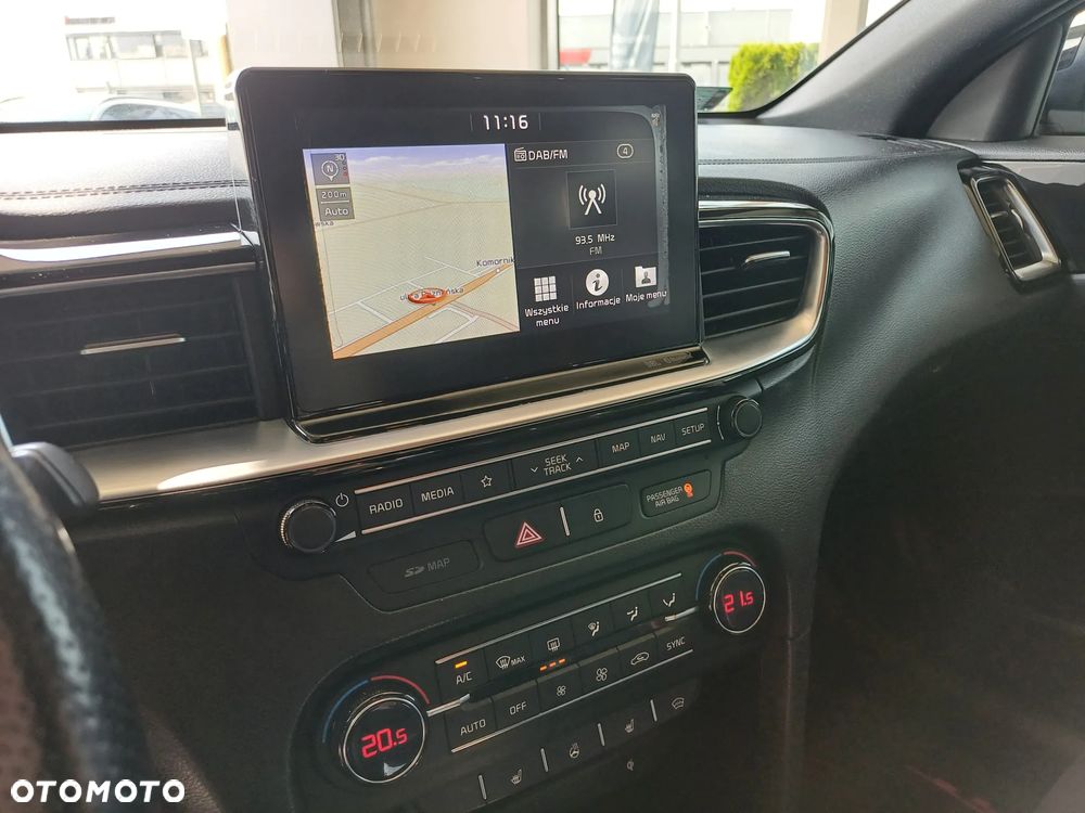 Kia ProCeed - 24