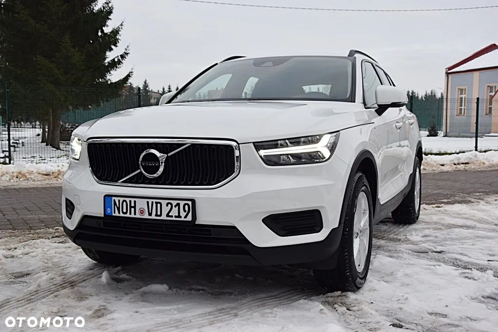 Volvo XC 40 T2 Essential - 2
