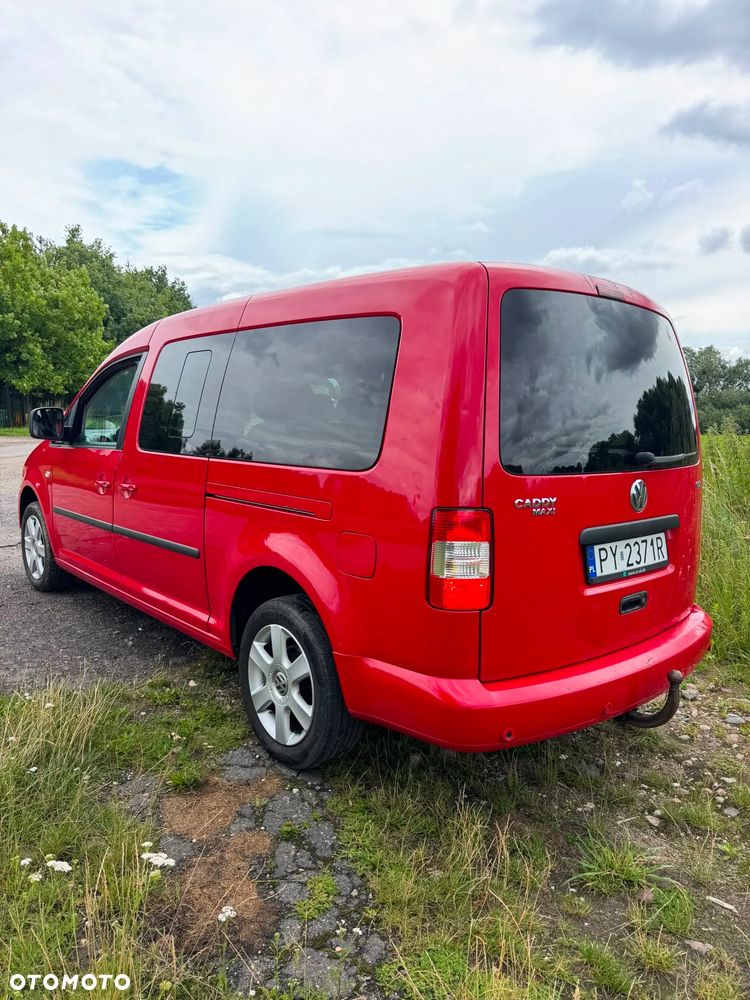 Volkswagen Caddy Maxi Life DSG - 2