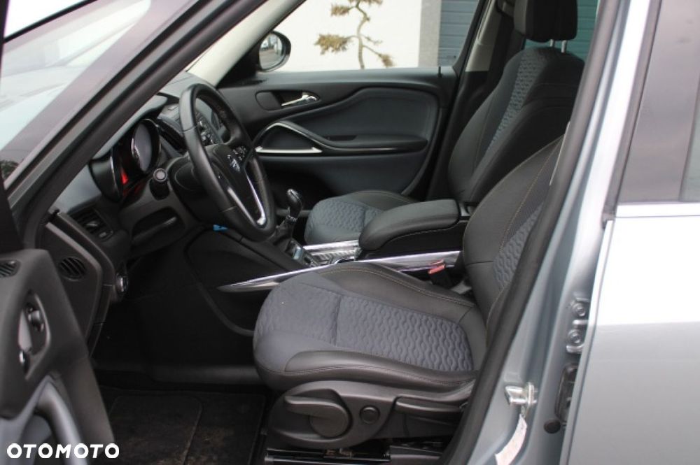 Opel Zafira - 19