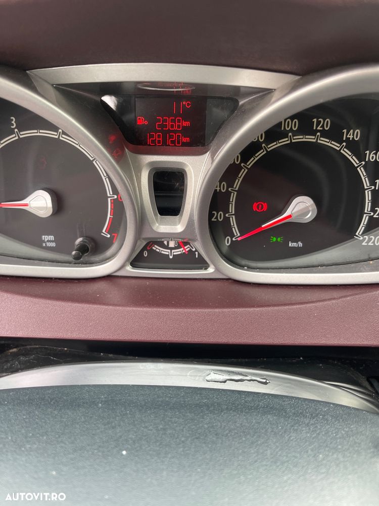 Ford Fiesta 1.4i Titanium - 4