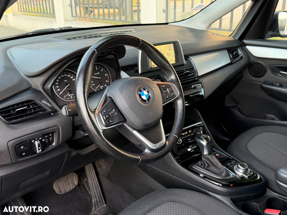 BMW Seria 2 218d Sport-Aut. Advantage - 16
