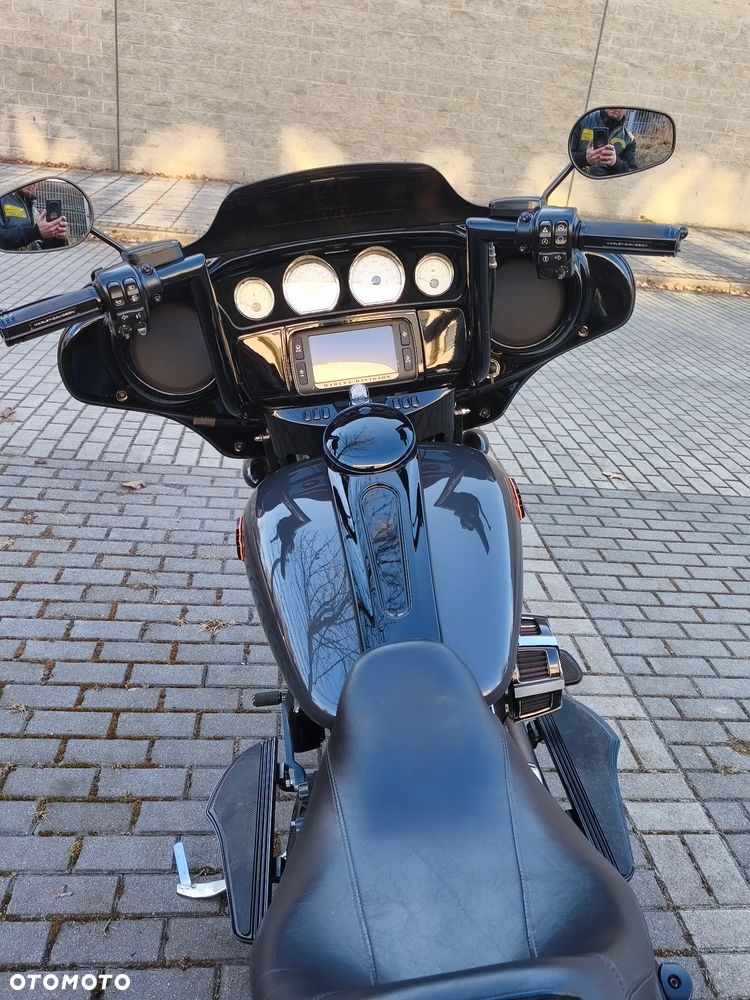 Harley-Davidson Touring Street Glide - 9