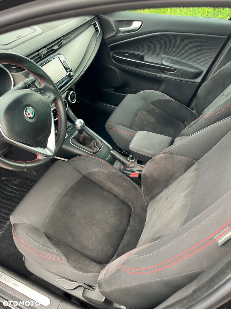 Alfa Romeo Giulietta 1.4 TB 16V Multiair Sprint - 16