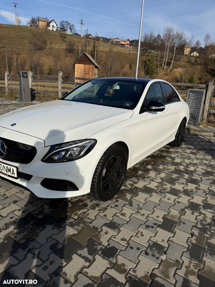 Mercedes-Benz C - 4