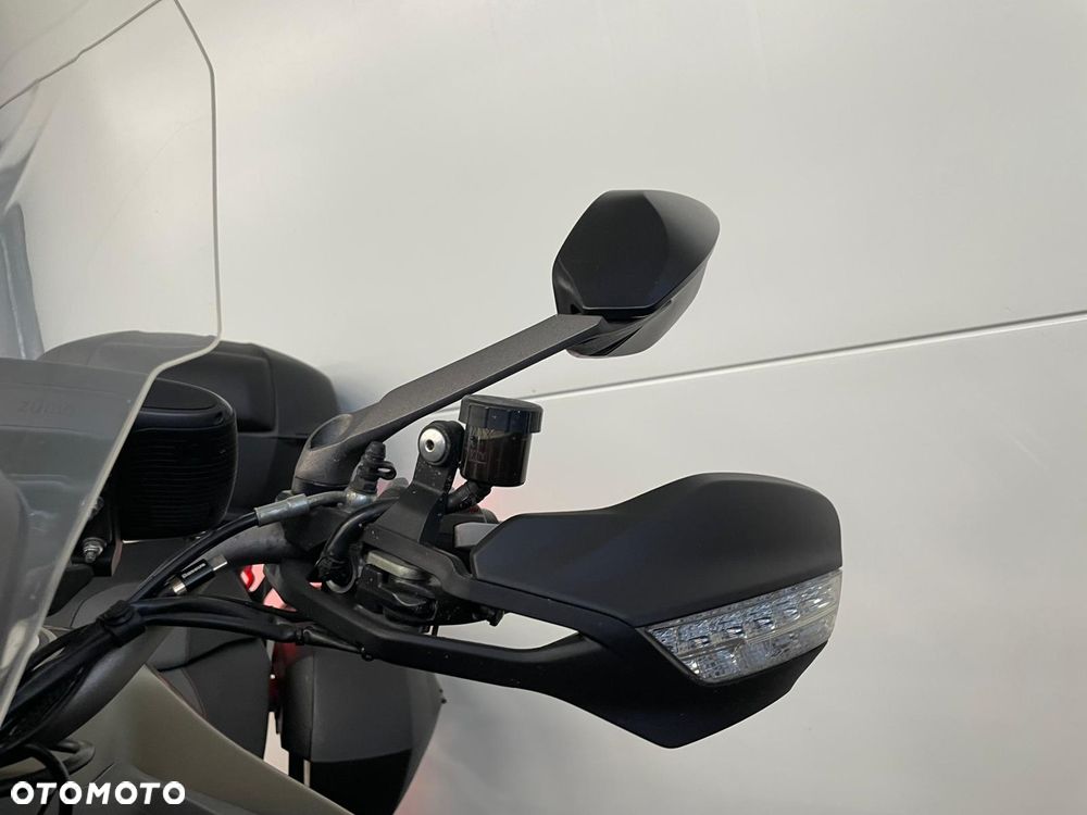 Ducati Multistrada - 10