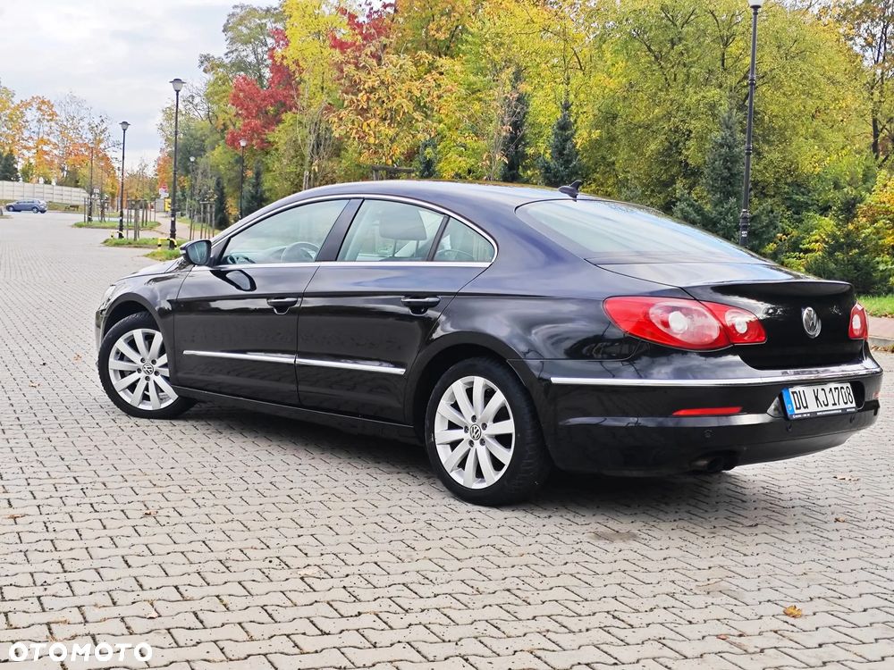 Volkswagen Passat - 36