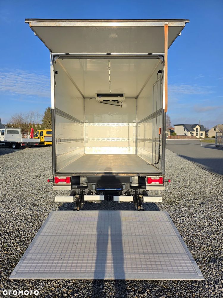 Iveco 35C17 35-170 3,0 HPI 170 KONNY KONTENER 4,2M WINDA CHŁODNIA CARRIER MROŻNIA ZASILANIE ZEWNĘTRZNE KLIMA BLIŻNIAKI DO 3,5T HIMATIC 8 BIEGOWY WEBASTO - 30
