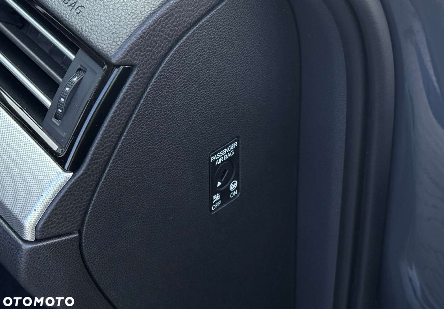 Volkswagen Passat - 22