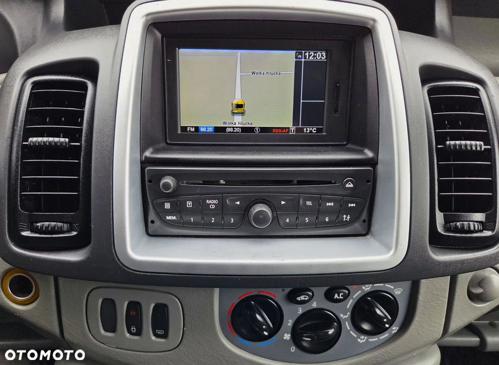 Renault Trafic - 13