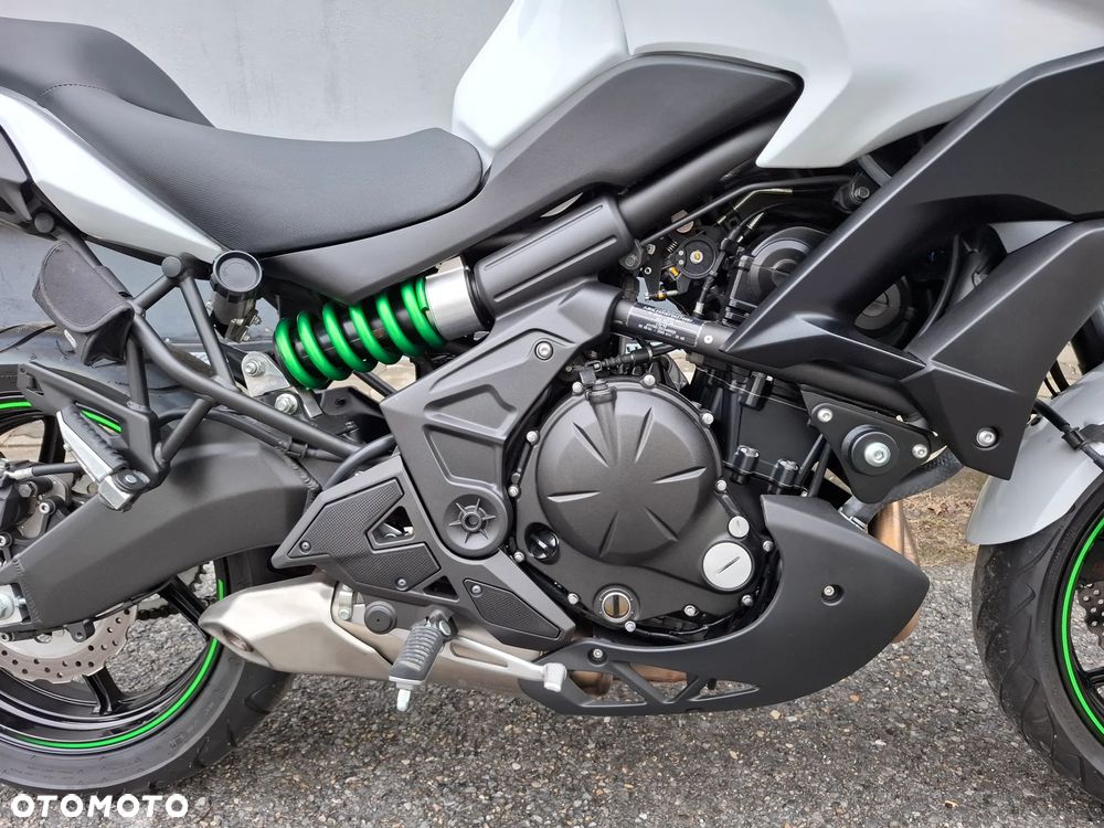 Kawasaki Versys 650 - 13