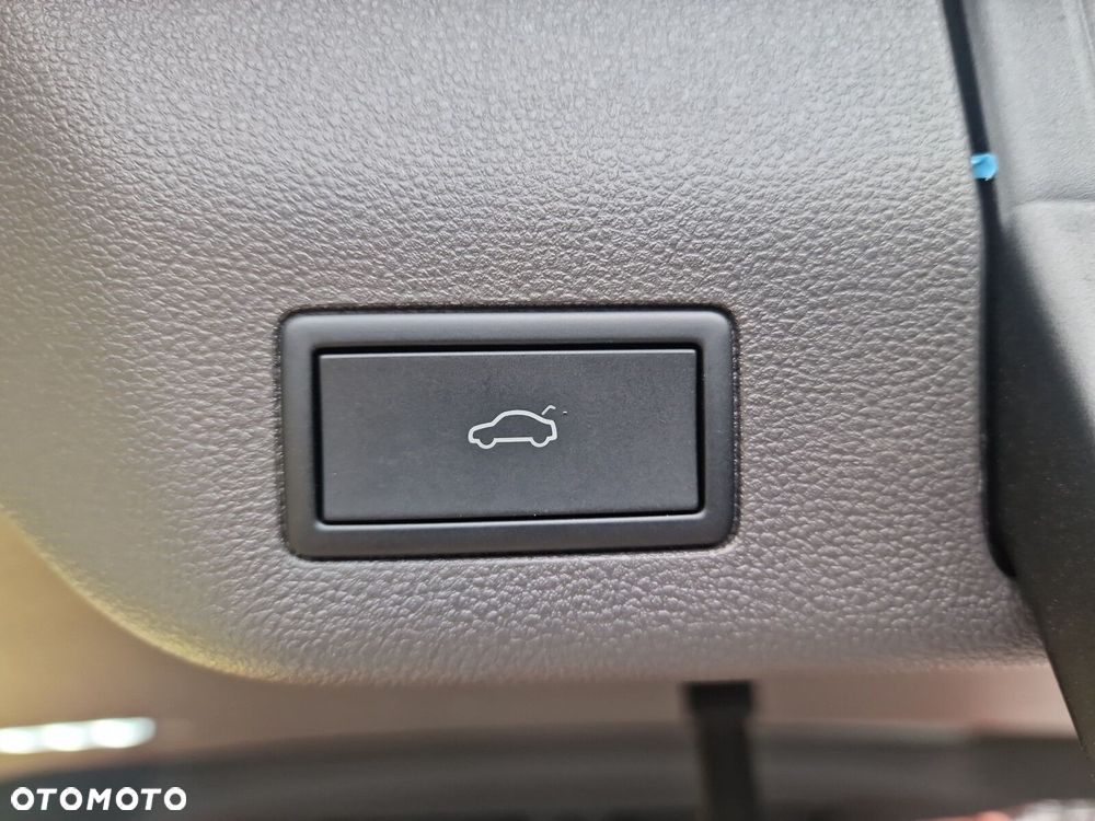 Volkswagen Multivan 2.0 TSI L1 Life DSG - 27