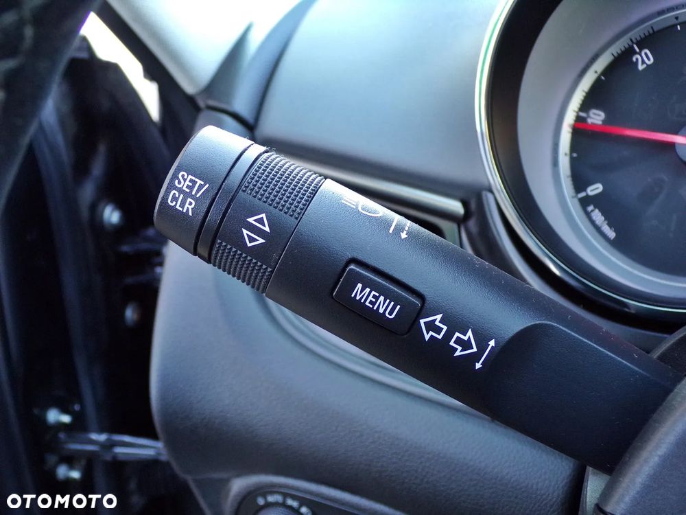 Opel Zafira Tourer 2.0 CDTI Edition - 19