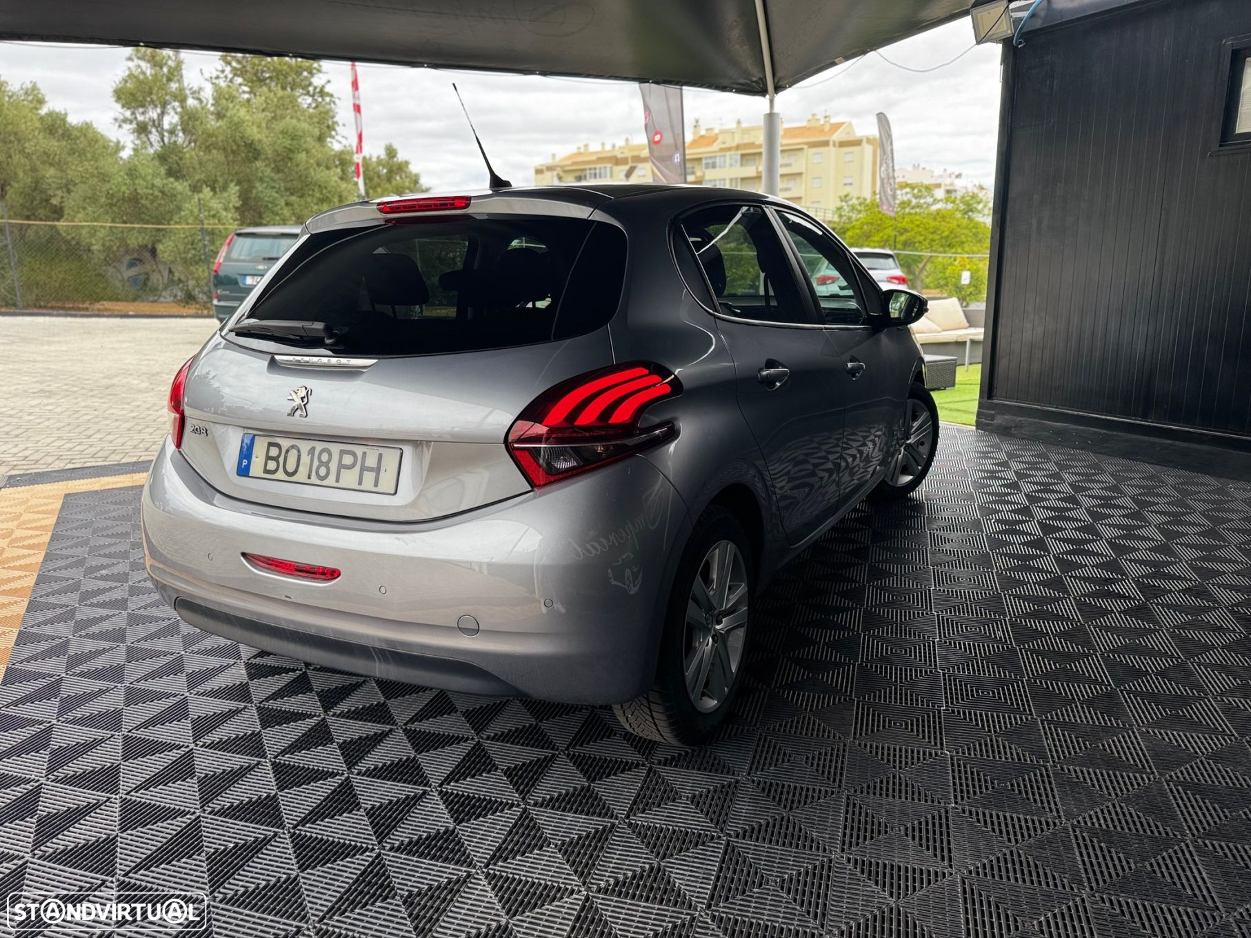 Peugeot 208 PureTech 82 Stop & Start Signature - 6