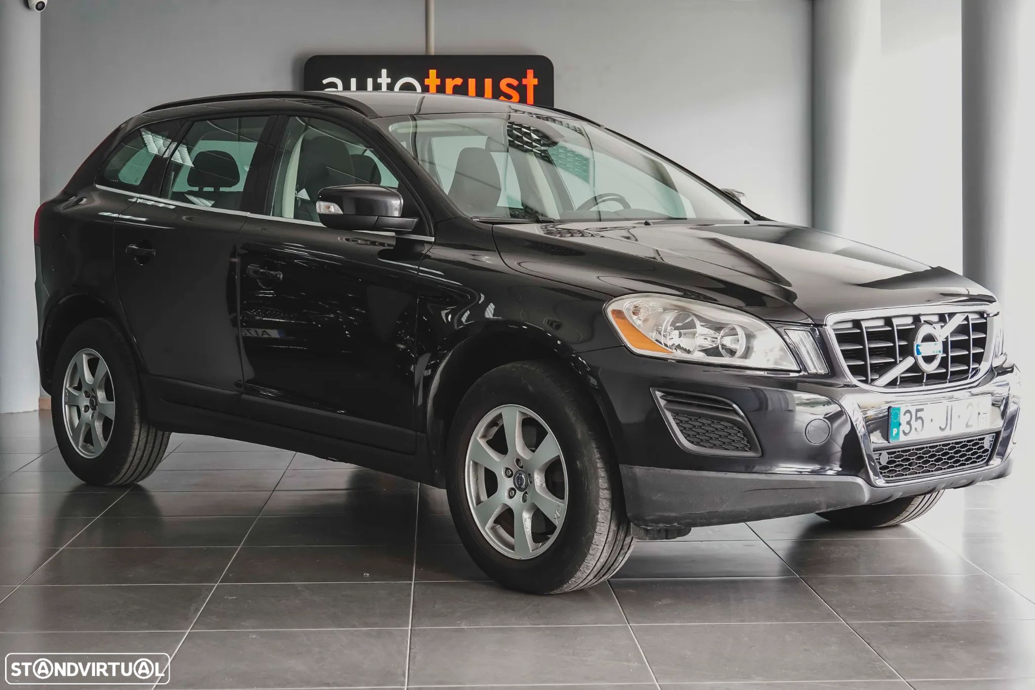 Volvo XC 60 2.0 D3 Drive Momentum Start/Stop - 1