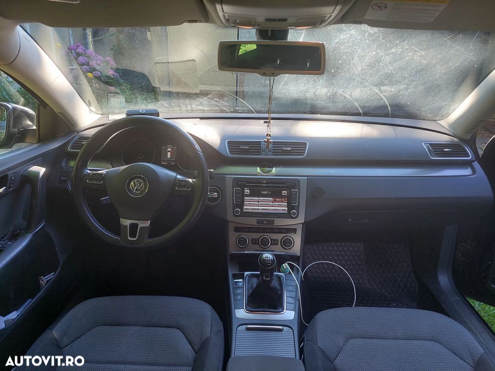 Volkswagen Passat 2.0 TDI BlueMotion Tehnology Highline - 10