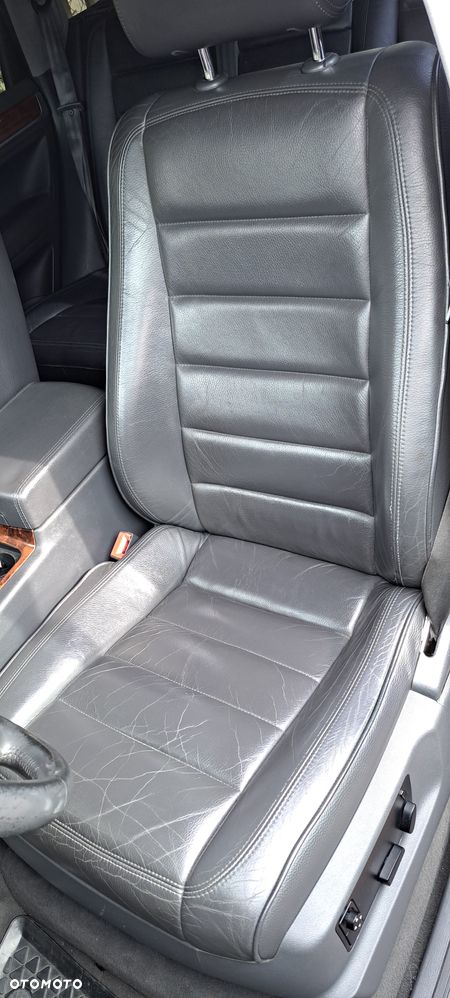 Volkswagen Touareg 3.2 V6 Automatik - 15