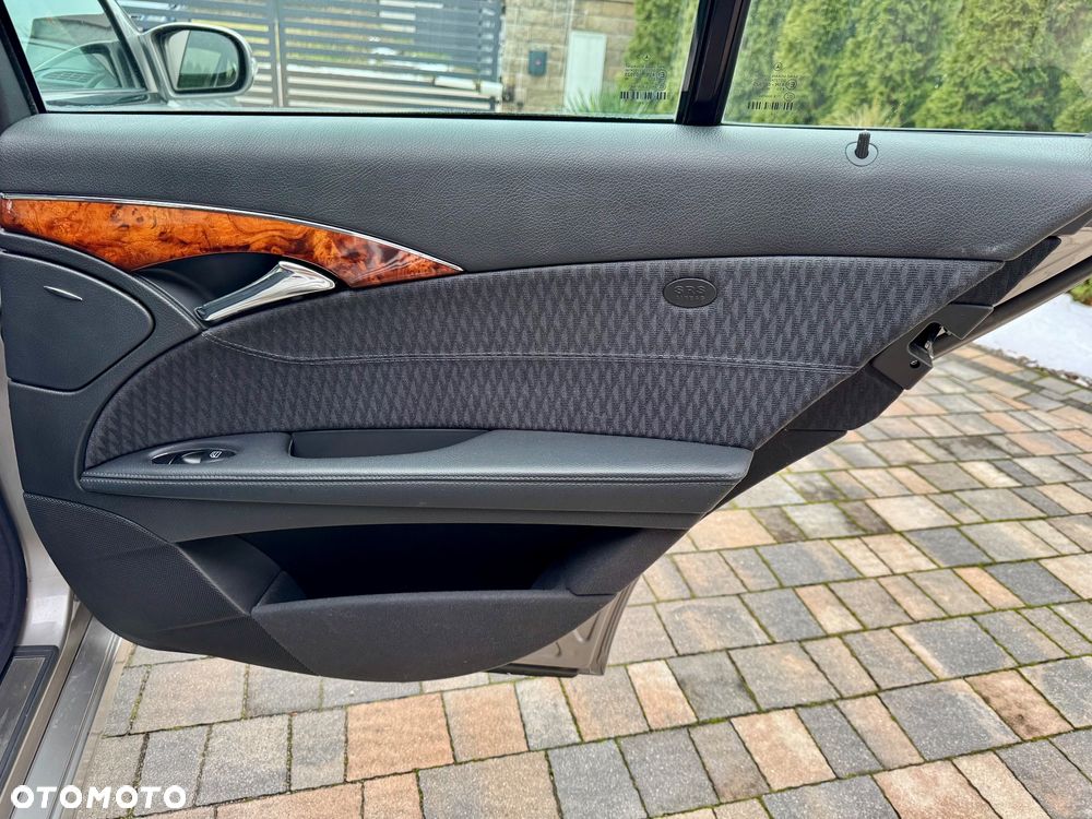 Mercedes-Benz Klasa E 350 Elegance Sport Edition - 17