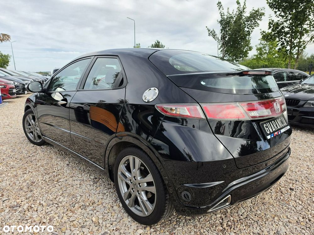 Honda Civic 1.8 Sport - 9