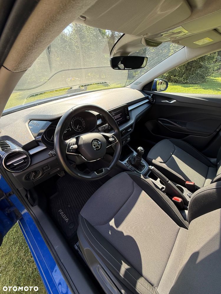 Skoda Fabia - 24